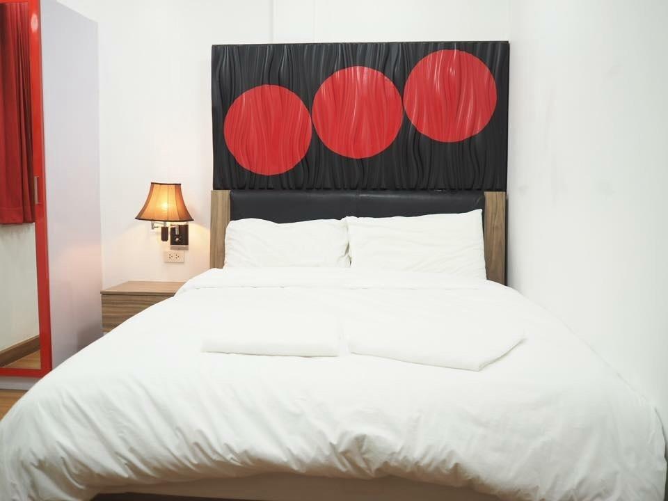 Pook Swan House Hotel Pattaya Bilik gambar