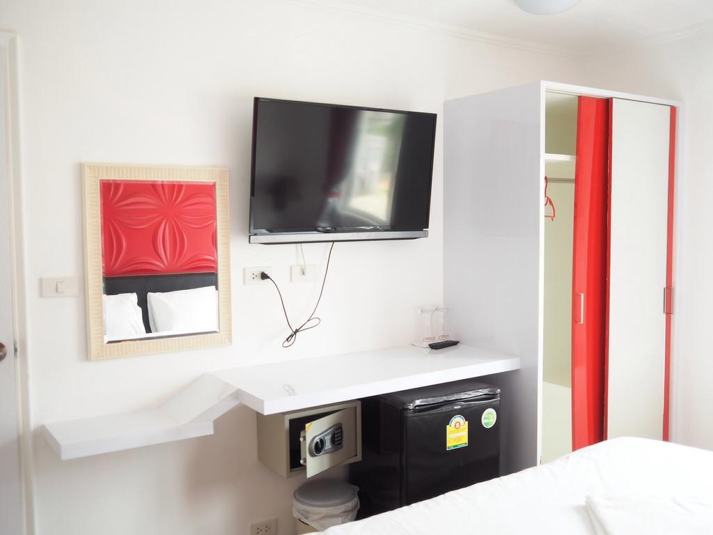 Pook Swan House Hotel Pattaya Bilik gambar